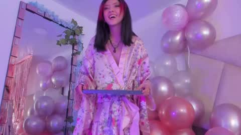   online show from March 9, 2:43 pm