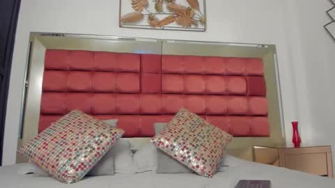   online show from October 1, 11:33 pm