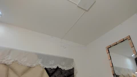   online show from February 8, 11:41 pm