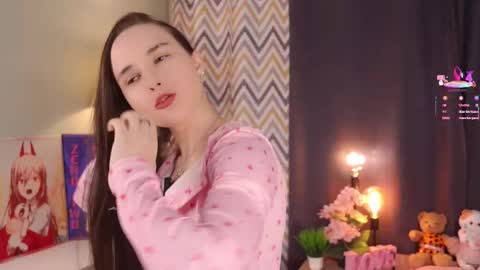 Emma online show from November 5, 1:05 am