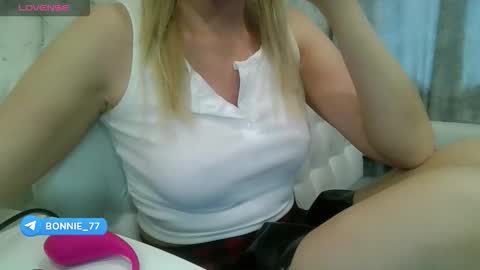 BonnieExcite online show from September 13, 12:49 pm