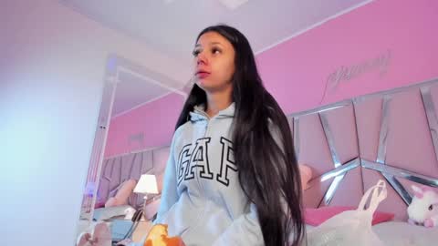 Snapshot of bonniepark_ chatting on January 14, 12:35 pm Bonnie online show from January 14, 12:35 pm