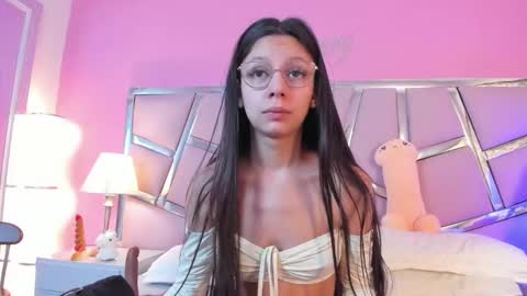 Snapshot of bonniepark_ chatting on February 18, 2:16 pm Bonnie online show from February 18, 2:16 pm