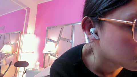 Snapshot of bonniepark_ chatting on March 7, 4:00 pm Bonnie online show from March 7, 4:00 pm