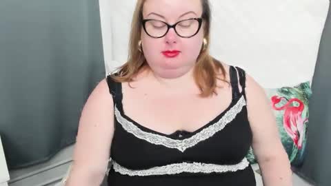 Bonnie online show from December 17, 10:12 am