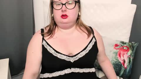 Bonnie online show from February 3, 8:02 am