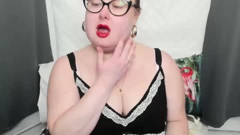 Bonnie online show from March 4, 4:30 pm