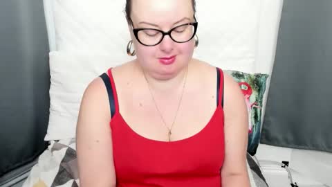 Bonnie online show from October 2, 7:04 am