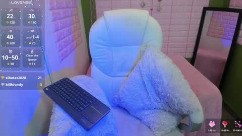 Snapshot of bonnieshyy chatting on February 7, 11:55 pm Bonnie  online show from February 7, 11:55 pm