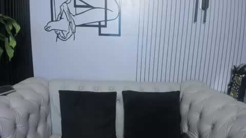 Vicky online show from April 21, 11:16 am