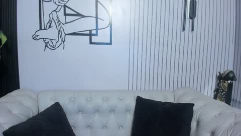 Snapshot of bonny_petite chatting on April 24, 11:23 am Vicky online show from April 24, 11:23 am