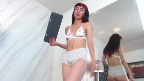  bonnybonnet  online show from December 14, 6:09 pm