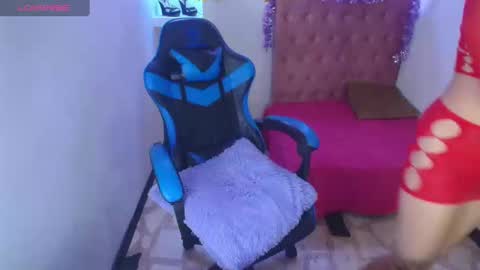 Snapshot of bonnye_star chatting on December 31, 11:06 pm online show from December 31, 11:06 pm