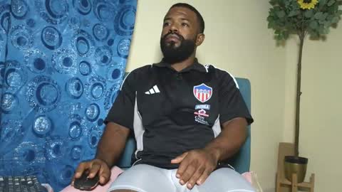 kevin hart online show from February 3, 4:54 am