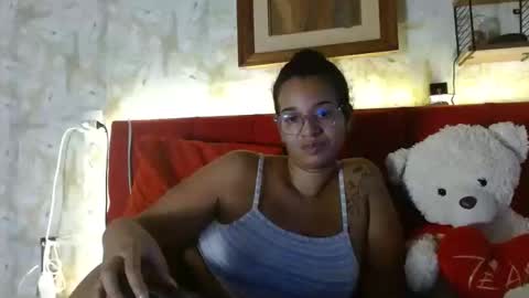 Snapshot of bonvivantb chatting on January 14, 2:53 pm Queen Bon Vivantt online show from January 14, 2:53 pm