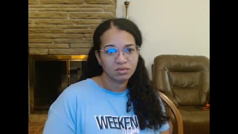 Snapshot of bonvivantb chatting on September 16, 12:28 pm Queen Bon Vivantt online show from September 16, 12:28 pm