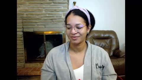 Snapshot of bonvivantb chatting on October 29, 2:19 pm Queen Bon Vivantt online show from October 29, 2:19 pm