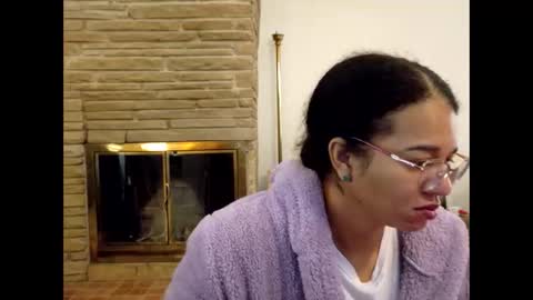 Snapshot of bonvivantb chatting on November 11, 2:17 pm Queen Bon Vivantt online show from November 11, 2:17 pm