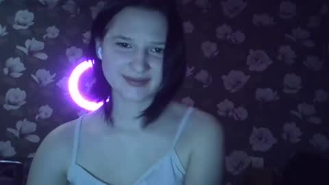 Snapshot of bony_may4 chatting on December 21, 4:41 am bony_may4 online show from December 21, 4:41 am