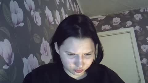 Snapshot of bony_may4 chatting on December 28, 5:14 pm bony_may4 online show from December 28, 5:14 pm