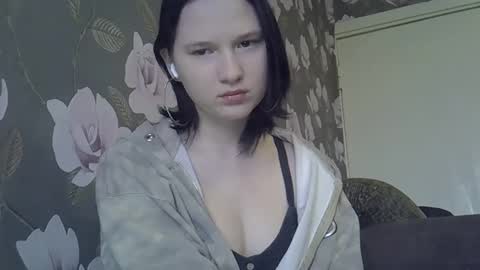 Snapshot of bony_may4 chatting on January 17, 10:44 am bony_may4 online show from January 17, 10:44 am