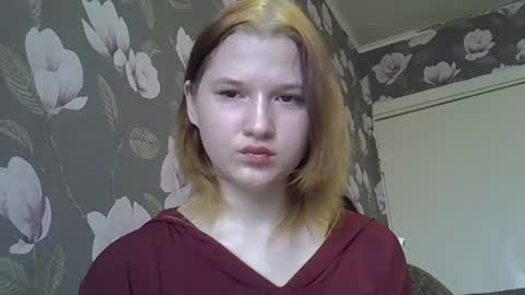 Snapshot of bony_may4 chatting on January 28, 9:30 am bony_may4 online show from January 28, 9:30 am