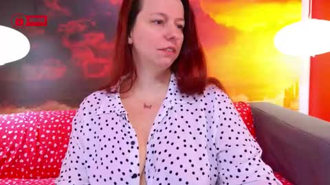 Snapshot of boobyianax chatting on October 6, 4:54 am BoobyIANAx online show from October 6, 4:54 am