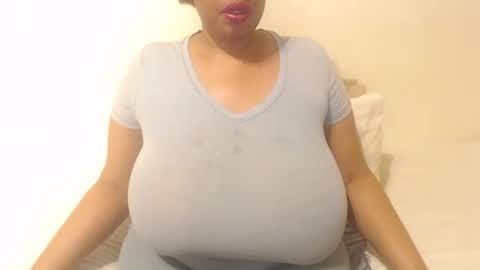 boobyqueen online show from September 29, 6:46 pm