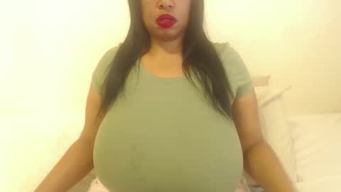 boobyqueen online show from November 2, 5:10 am