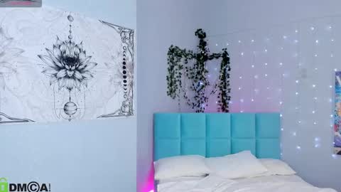 Milena online show from March 20, 3:00 am