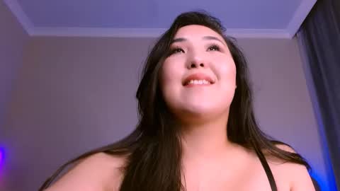 Mona online show from March 8, 2:04 am