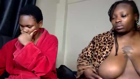 Snapshot of bootylicious_1_ chatting on January 19, 2:04 am vee online show from January 19, 2:04 am