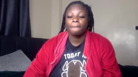 Snapshot of bootylicious_1_ chatting on February 17, 12:56 pm vee online show from February 17, 12:56 pm