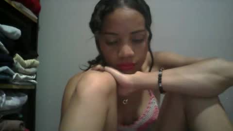 Snapshot of boozyart chatting on December 10, 4:38 pm boozyArt online show from December 10, 4:38 pm