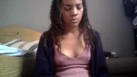 Snapshot of boozyart chatting on October 21, 8:04 am boozyArt online show from October 21, 8:04 am