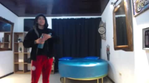 boranget online show from March 18, 12:08 pm