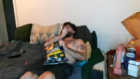 boredandirish21 online show from October 8, 8:50 pm