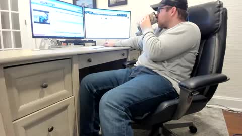 Boredhorndog online show from February 8, 11:24 pm