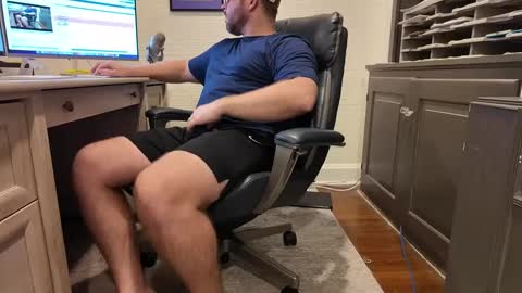 Boredhorndog online show from October 1, 4:40 am