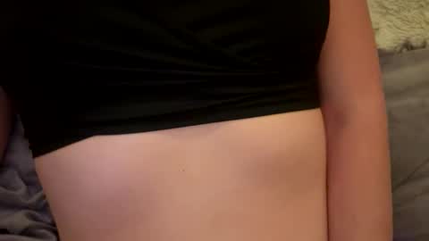 boredsoccermom8 online show from November 30, 11:47 am