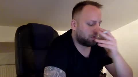 hugo online show from April 18, 1:53 am