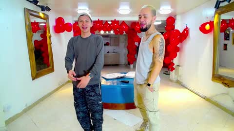 THOMAS AND DAMIAND online show from January 25, 4:13 am