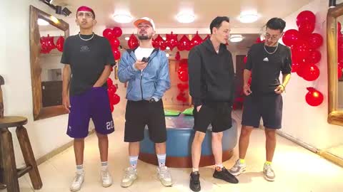 THOMAS AND DAMIAND online show from February 23, 5:45 am