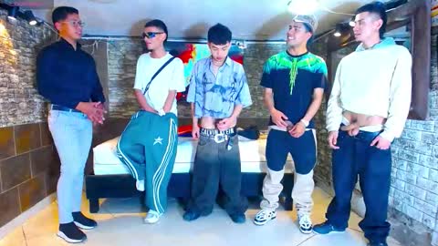 THOMAS AND DAMIAND online show from September 20, 4:46 am