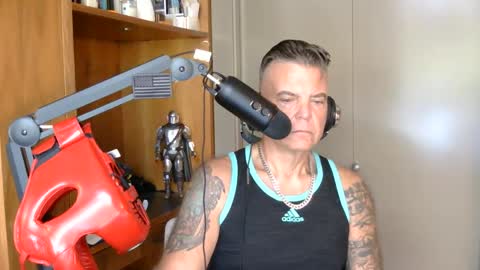 Snapshot of boss1420 chatting on October 7, 4:37 pm BOSS online show from October 7, 4:37 pm