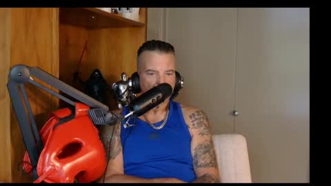 Snapshot of boss1420 chatting on October 17, 5:59 pm BOSS online show from October 17, 5:59 pm