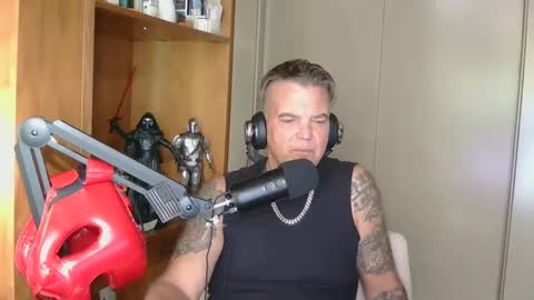 Snapshot of boss1420 chatting on October 21, 5:02 pm BOSS online show from October 21, 5:02 pm