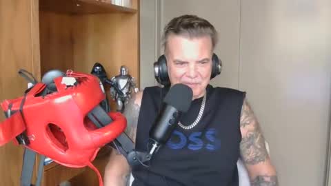 Snapshot of boss1420 chatting on October 30, 4:52 pm BOSS online show from October 30, 4:52 pm