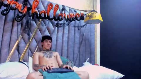 Boss online show from October 30, 6:30 pm