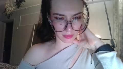 Bossy online show from April 28, 10:48 pm